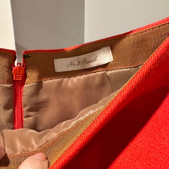 J Crew 2 Pencil Skirt in Double-Serge Wool - Picture 4 of 5